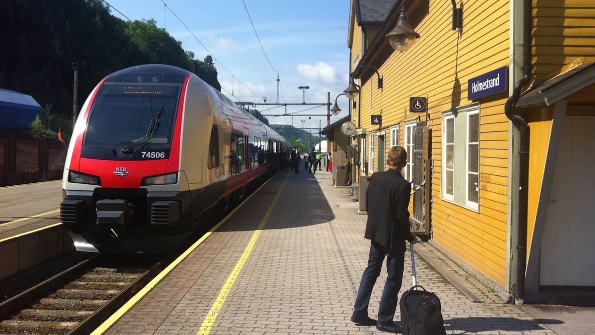 Vestfoldbanen Er åpnet Nrk Vestfold Og Telemark Lokale Nyheter Tv Og Radio 