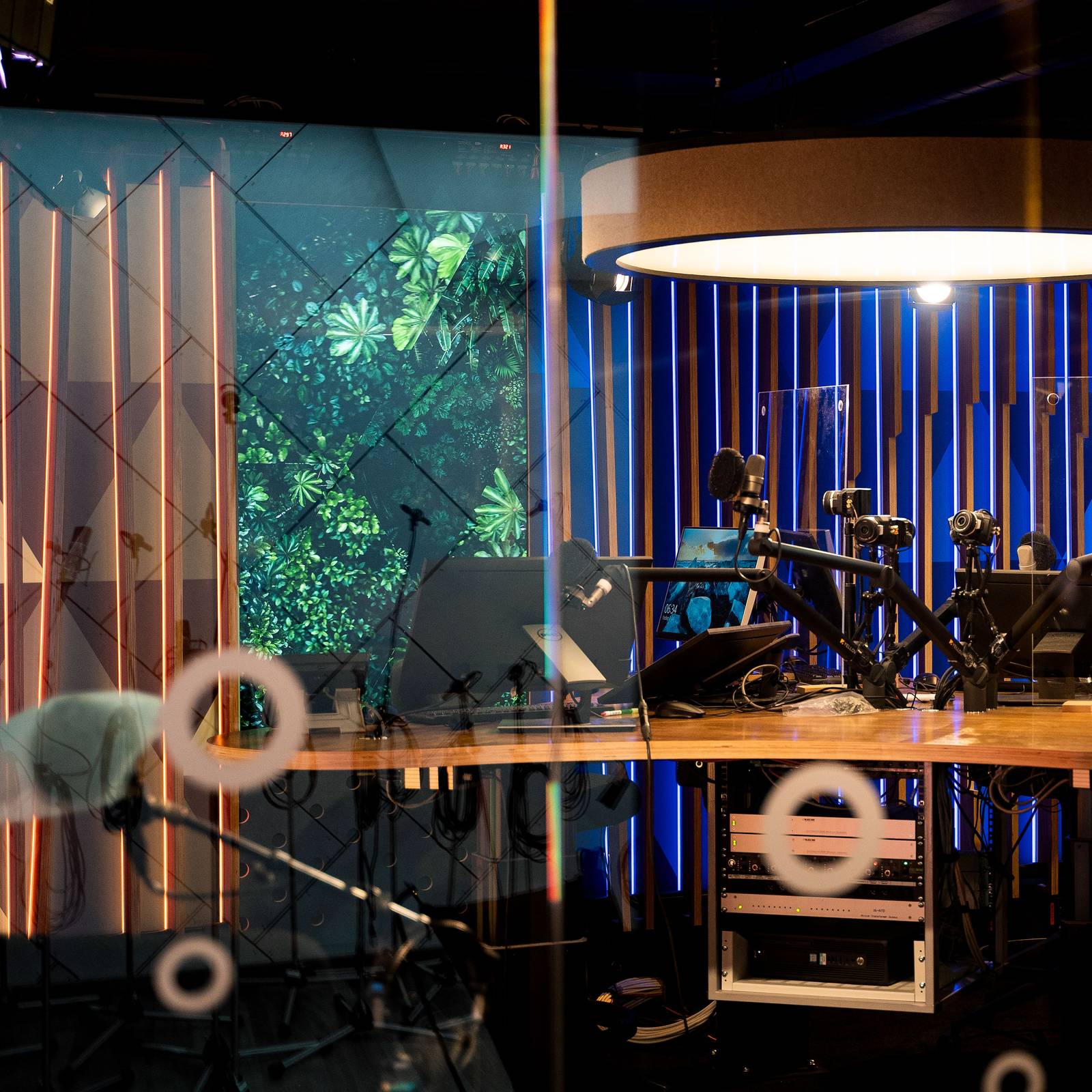 Studio 2