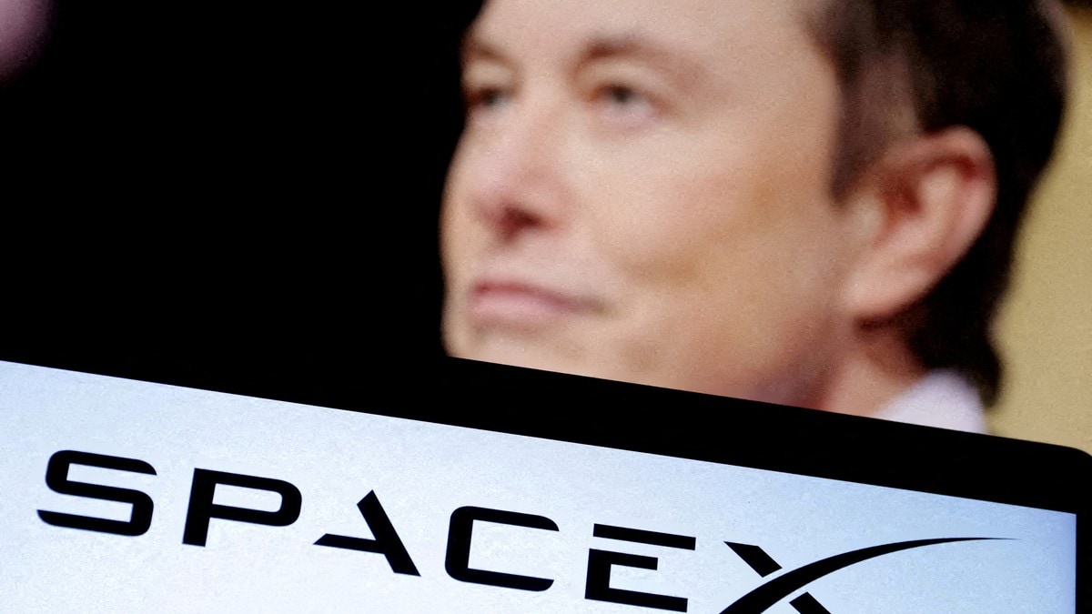 Musk: SpaceX og xAI slås sammen
