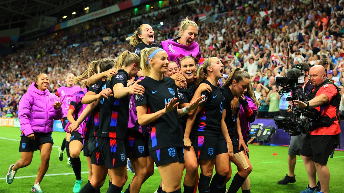 Høydramatisk semifinale – superinnbytterne reddet England