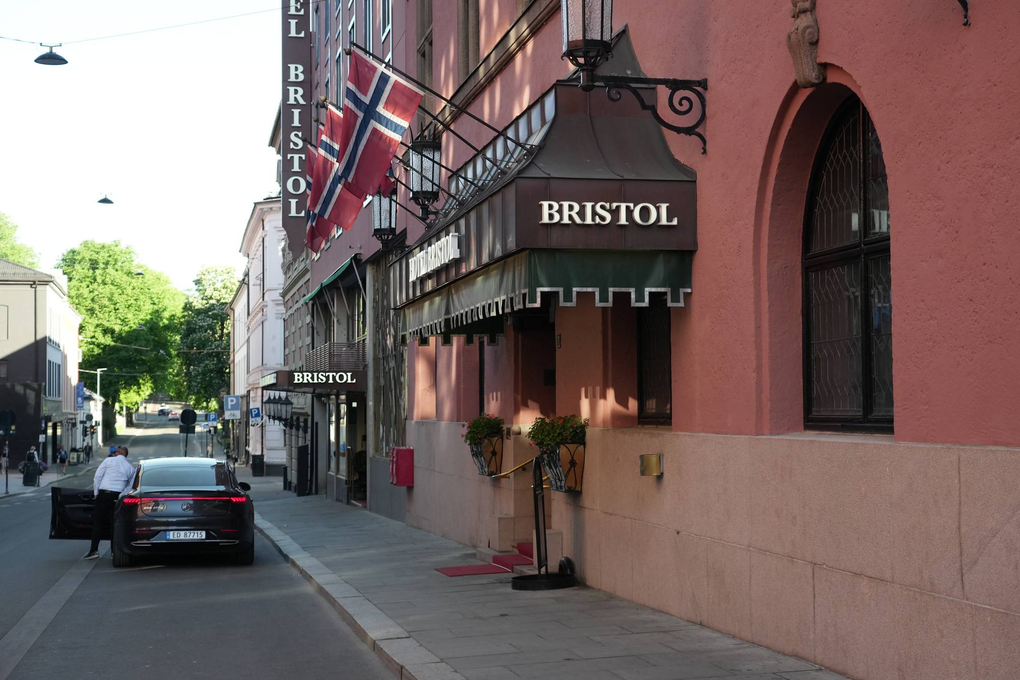 Fasaden til hotell Bristol i Oslo.
