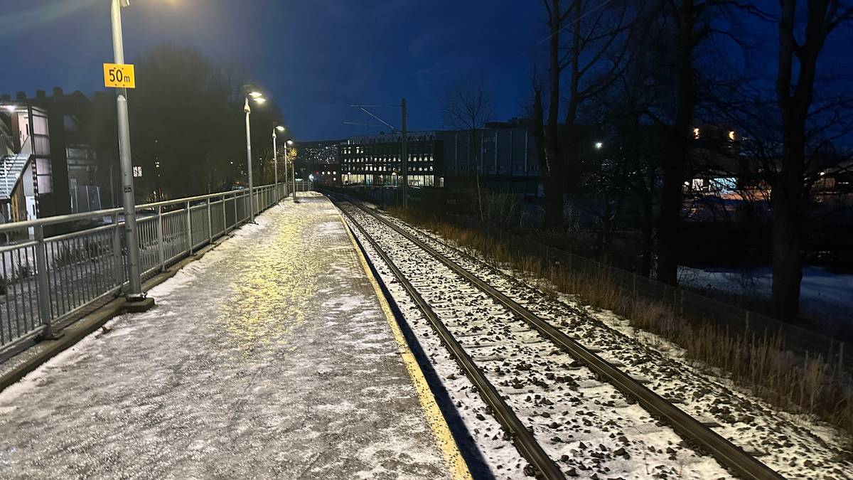 Døde etter togpåkjørsel: – Ei tragisk ulykke