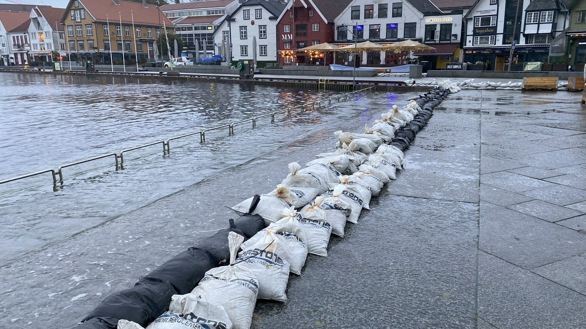Over 40.000 strømløse: Vet ikke om alle får strømmen tilbake søndag