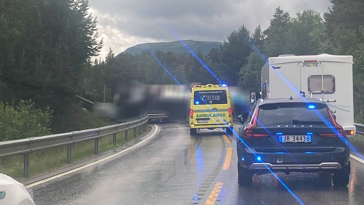 Serious Traffic Accident near Øiang: E6 Closed for Long Time