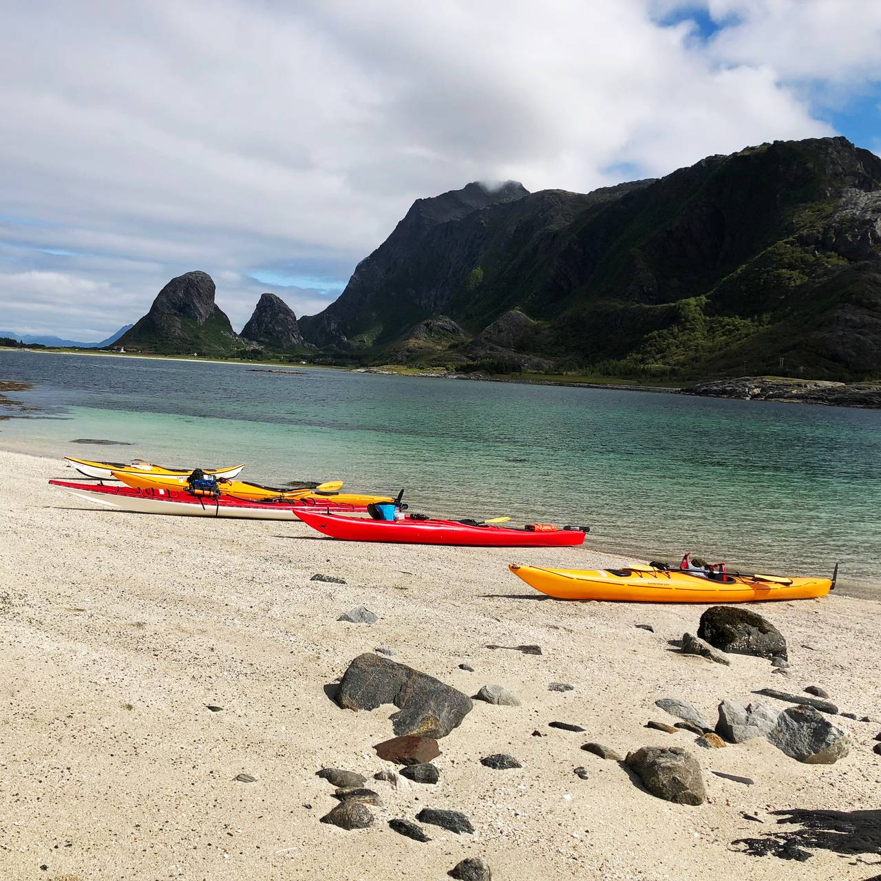 Flott strand på Helgelandskysten