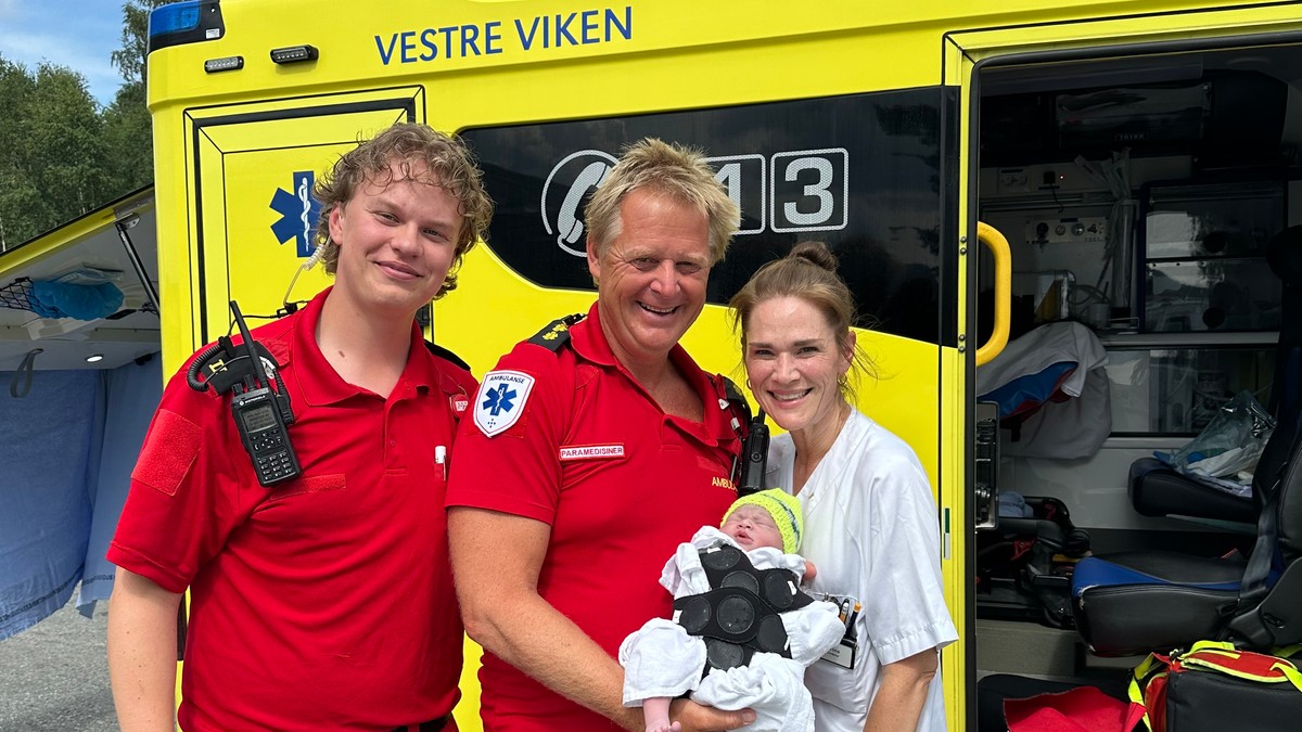 Sara født i ambulanse på bensinstasjon i Sysle