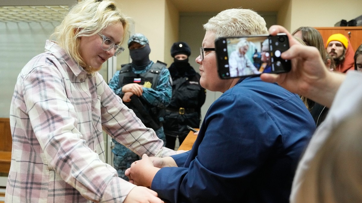 Musikkstudent fengslet for tredje gang for «ulovlige» sanger i Russland