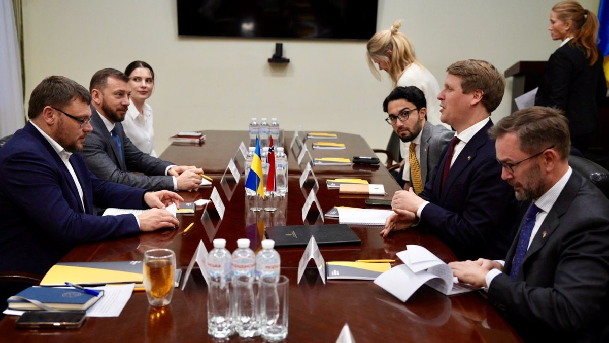 Ukrainas justisminister sparkes etter korrupsjonsgransking