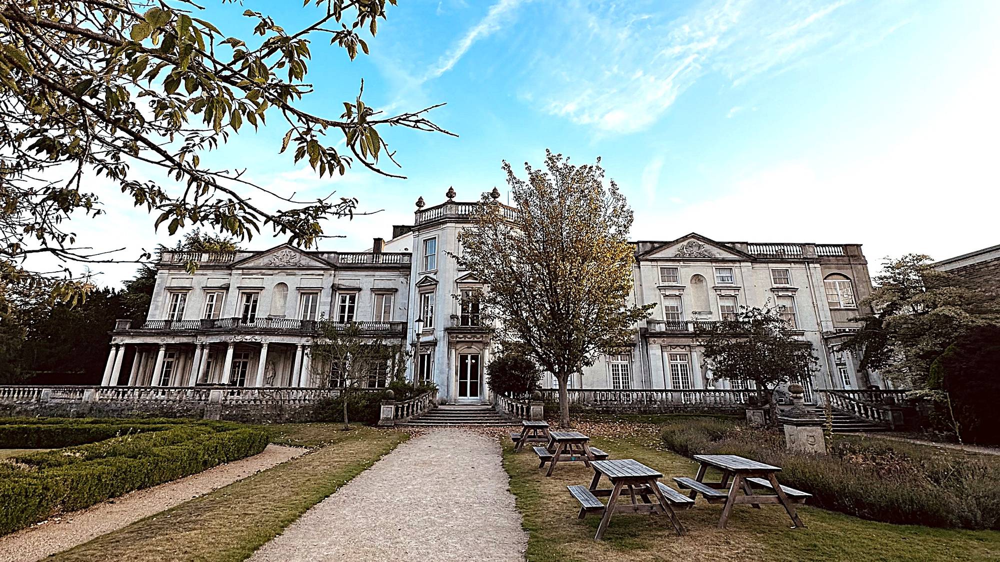 Gammel fin univeristetsbygning i London