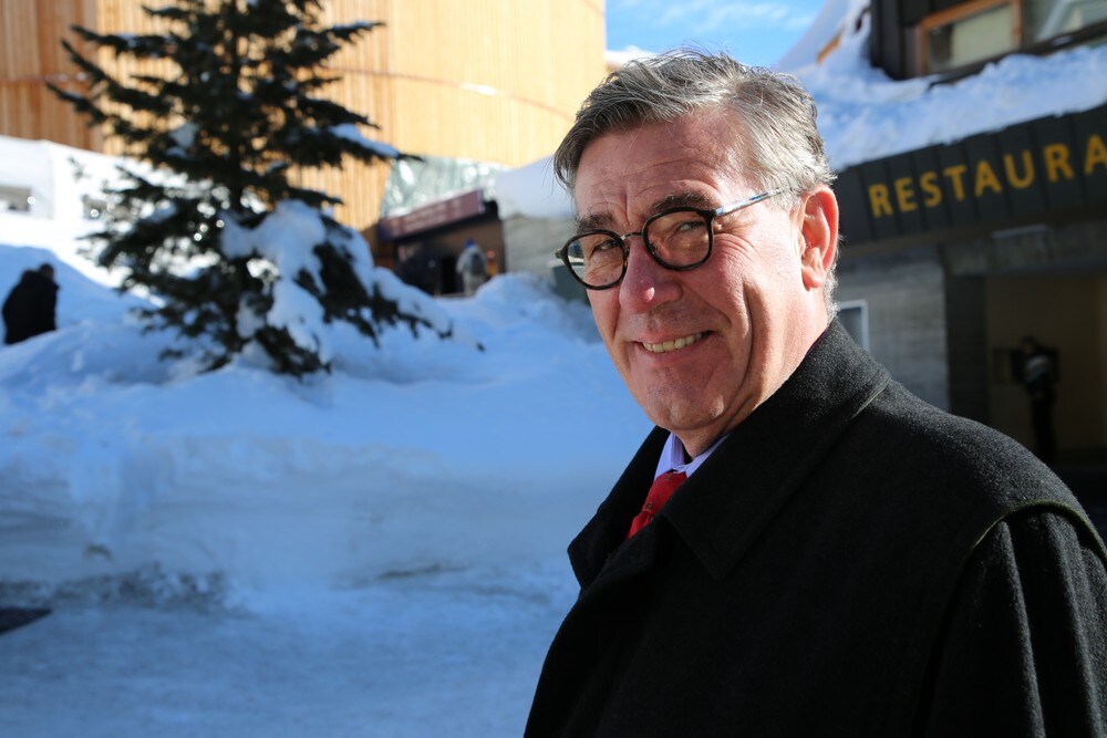 Hagen i Davos: – Ikke så mange rike her