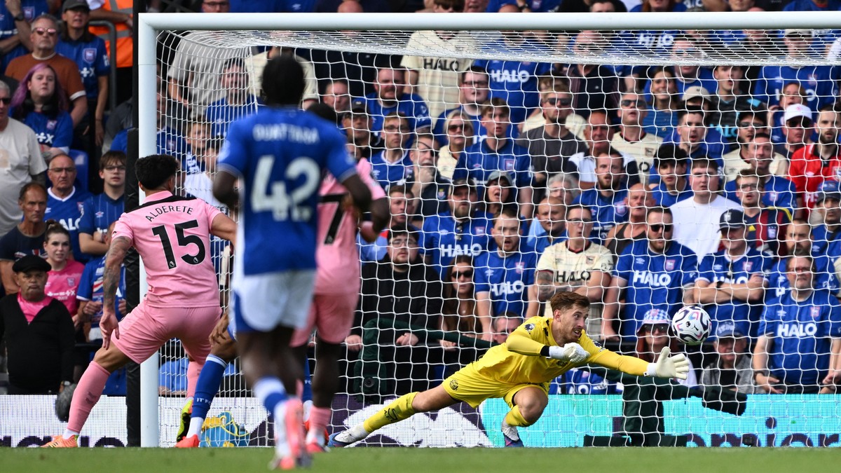 Ipswich-seier i Egelis Premier League-debut