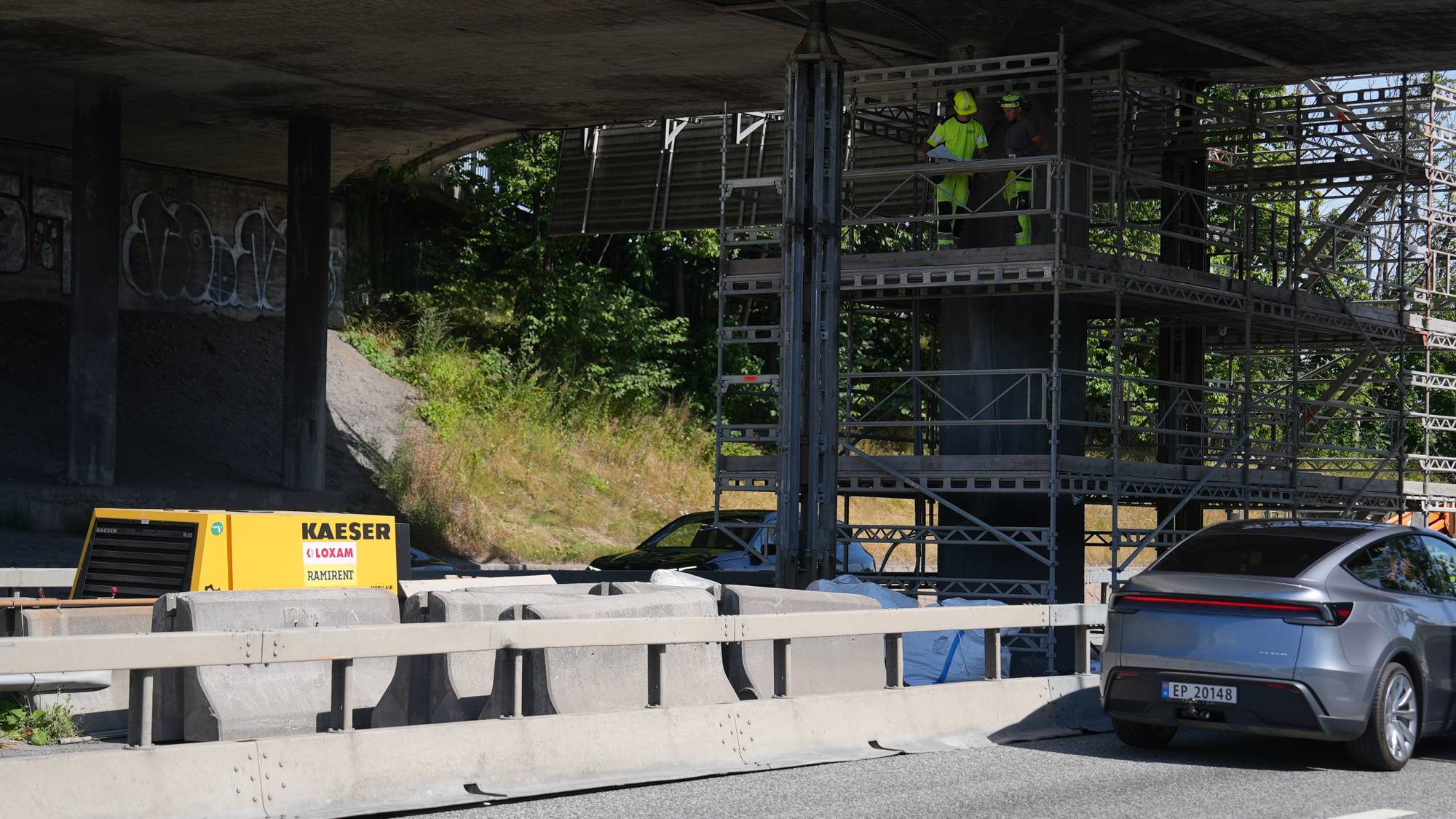 Arbeid under en bru