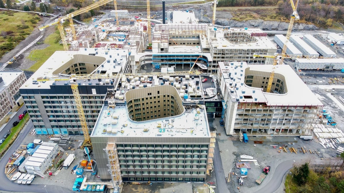Gjeldskrise for norske sykehus: Betaler milliarder i renter til staten