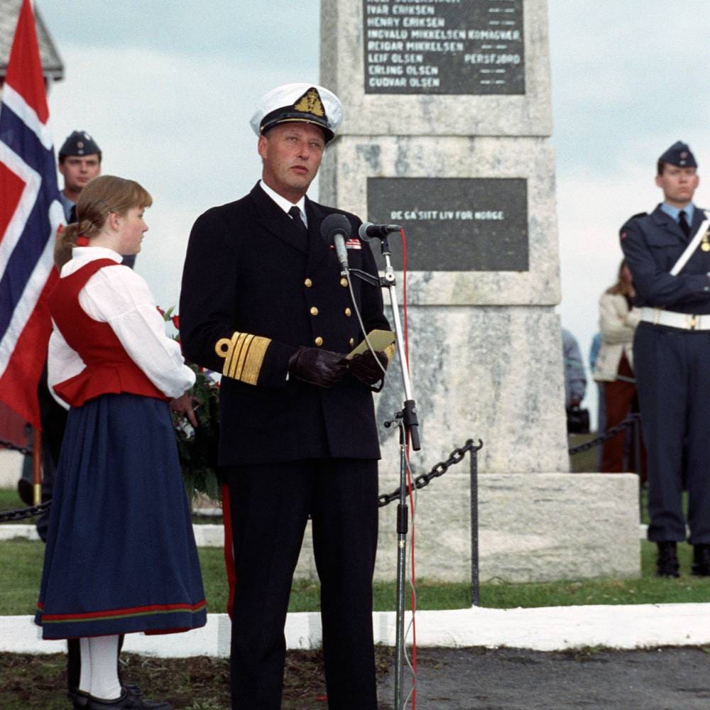 Kong Harald Vi M T le Se Urett Som Er Beg tt NRK Norge kong-harald-vi-m-t-le-se-urett-som-er-beg-tt-nrk-norge