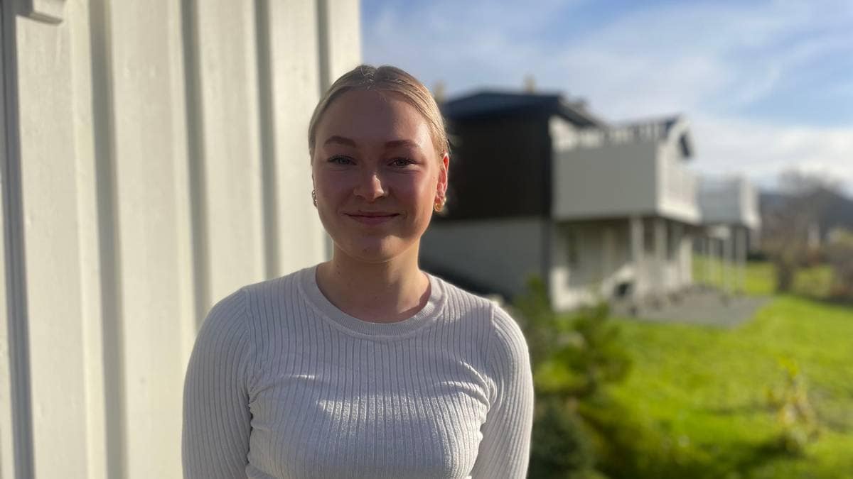 Mathea (17) trives på hybel: – Har plutselig ansvar for alt selv