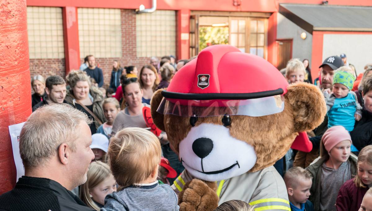 Bjørnis åpner ny brannstasjon i Gjerstad