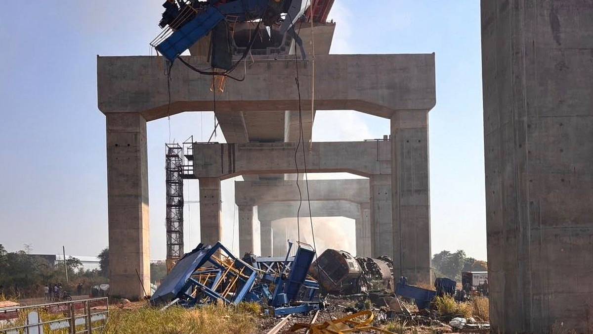 Minst 22 døde i ulykke i Thailand