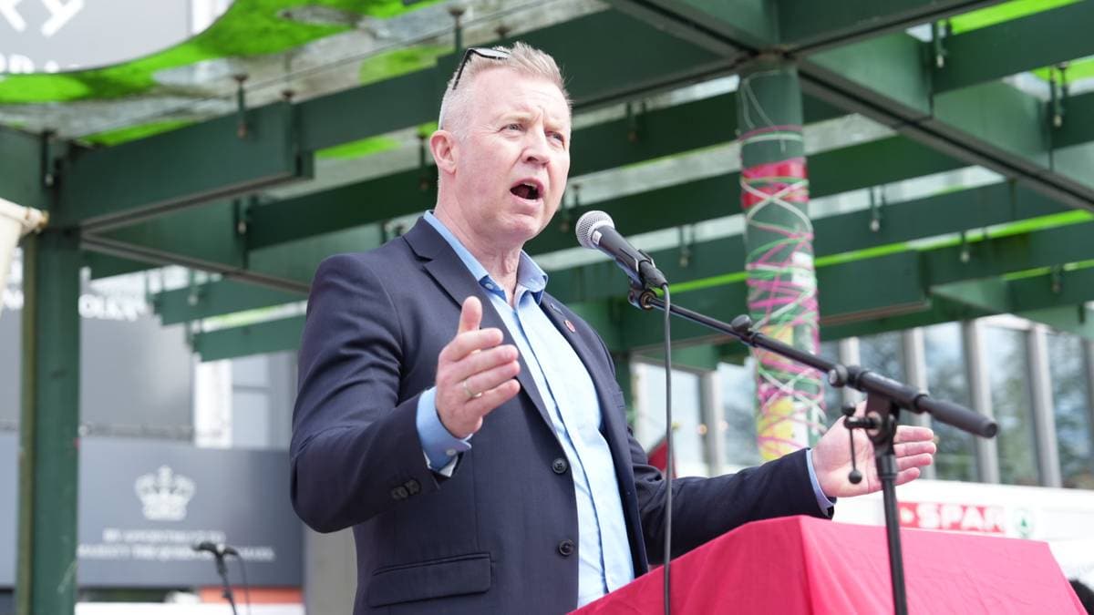 Sår tvil om LO-favoritt – mener han mangler nok erfaring fra «gølvet»