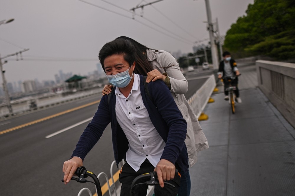 Får reise fra Wuhan, byen der pandemien startet
