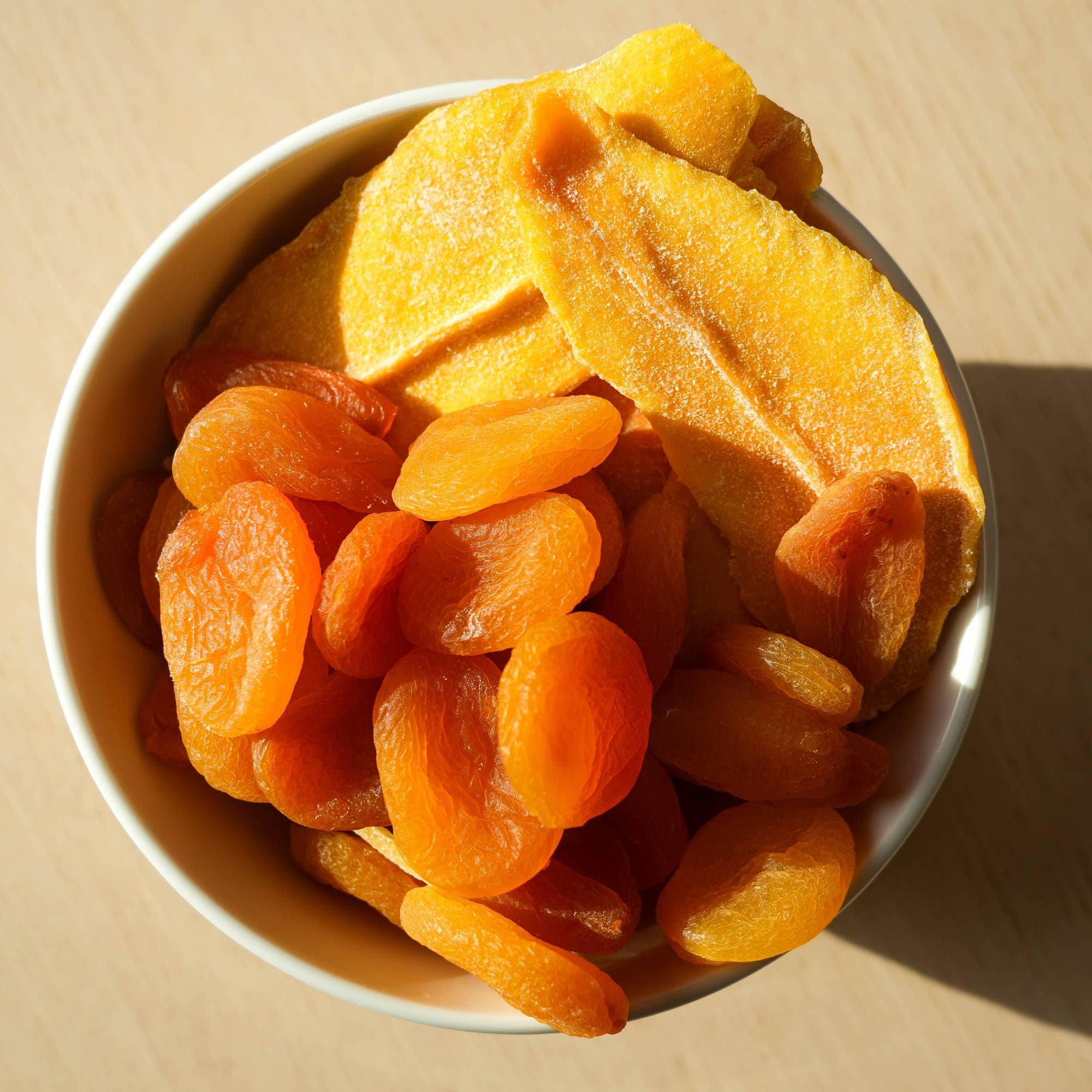 Tørket frukt. Mango og aprikos. 