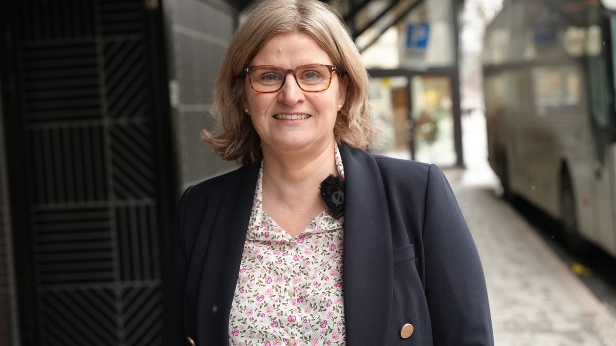 Gir 50.000 kroner til Jusshjelpa