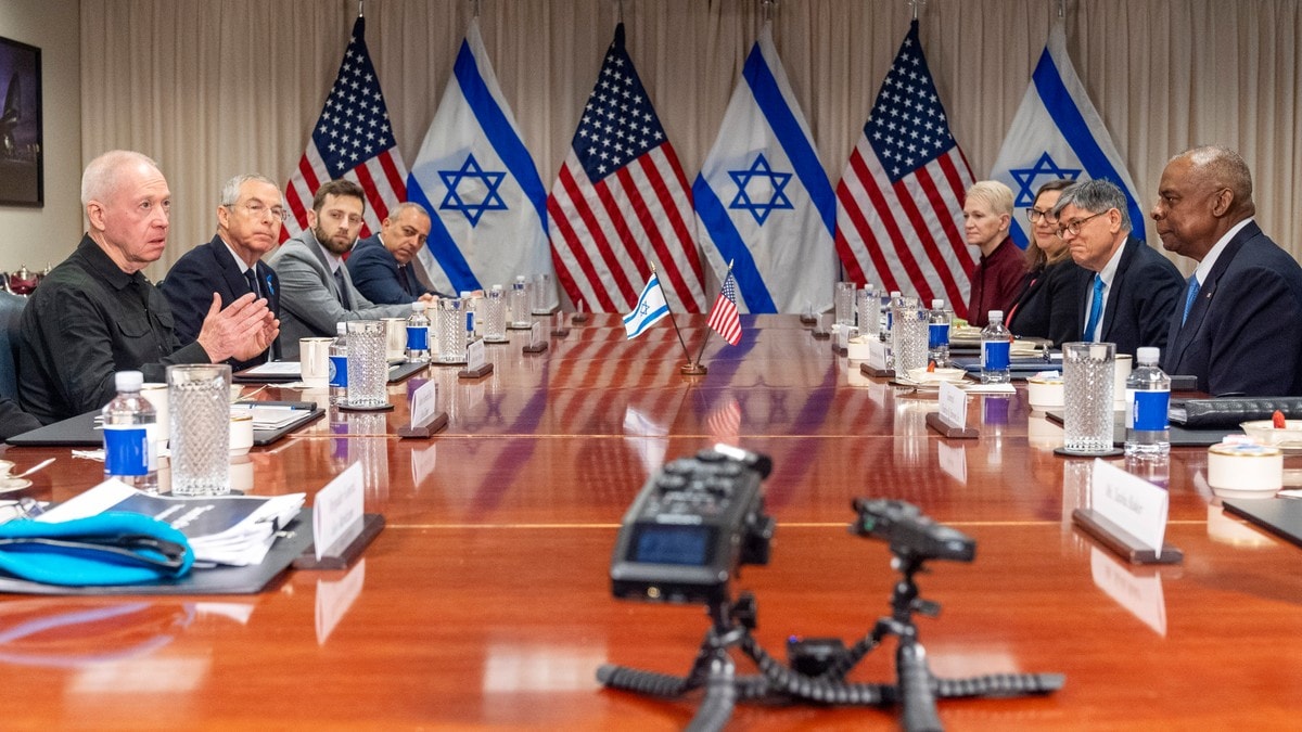 USA venter iransk angrep – innfører restriksjoner for diplomater i Israel