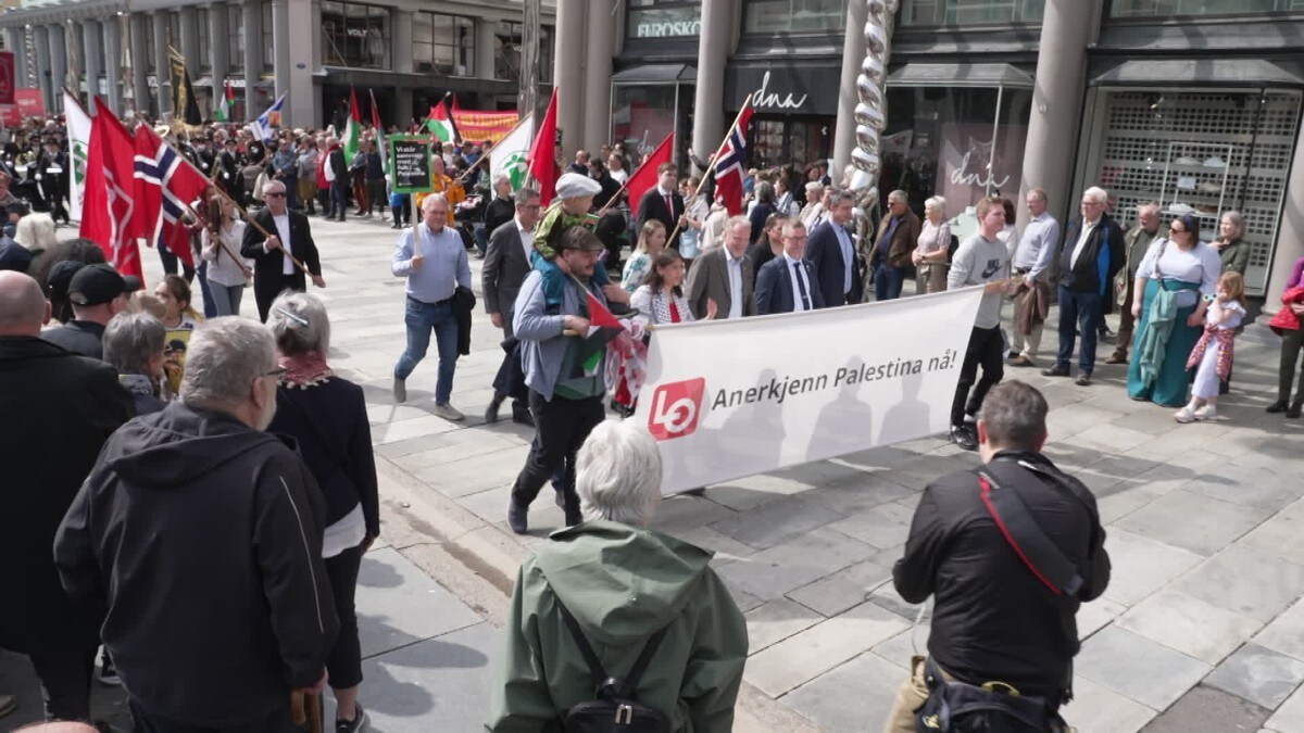Støttet palestinerne under 1. mai-markeringen i Bergen: –Anerkjenn Palestina nå!
