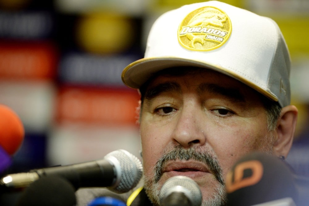 – Maradona hasteopereres