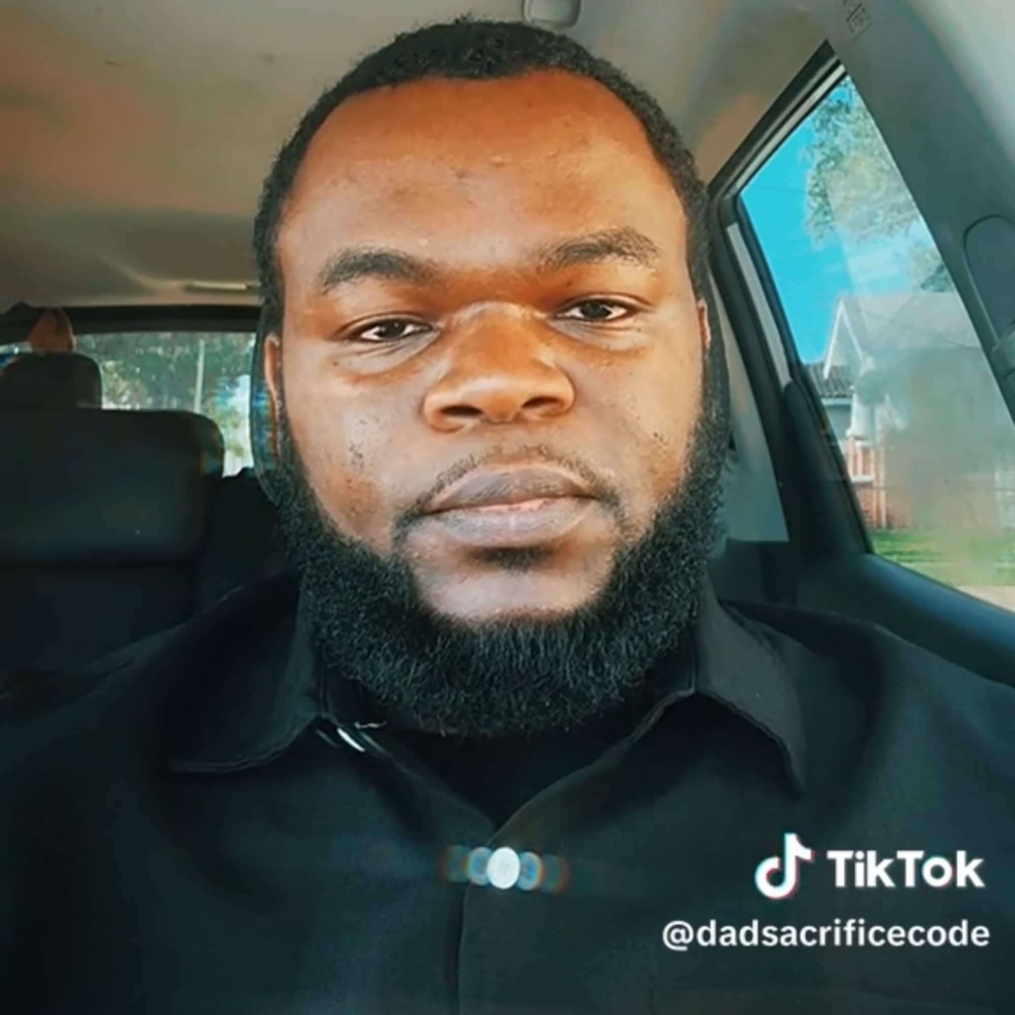 Wilton Lemieux satt i bilen og la ut video på TikTok, der han hevdet den amerikanske drømmen var død.