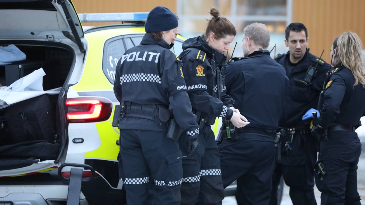 Politiet Bevæpner Seg Etter Uavklart Hendelse – NRK Trøndelag – Lokale ...