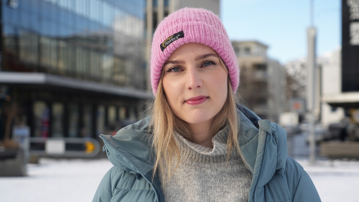 Charlotte (28) får dårligere betalt enn ferievikarene: – Veldig urettferdig