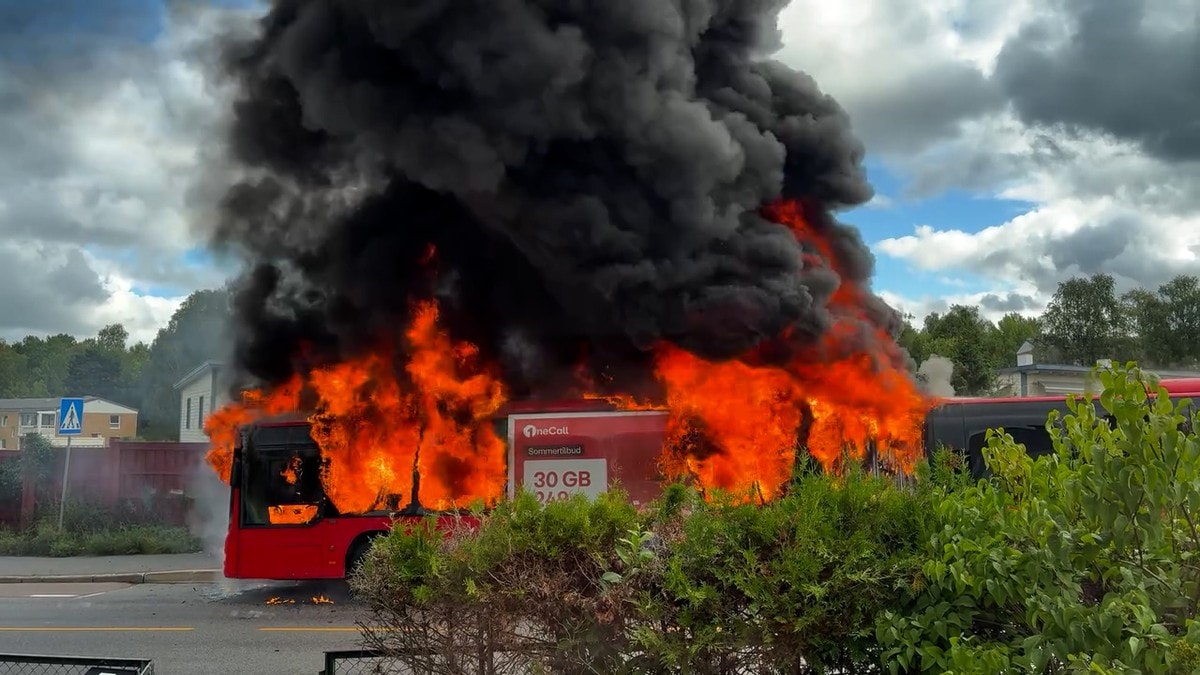 Bussbrann i Oslo – kontroll på flammene