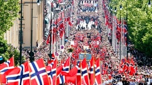 Gratulerer Med Dagen Barnetoget I Oslo Nrk Tv