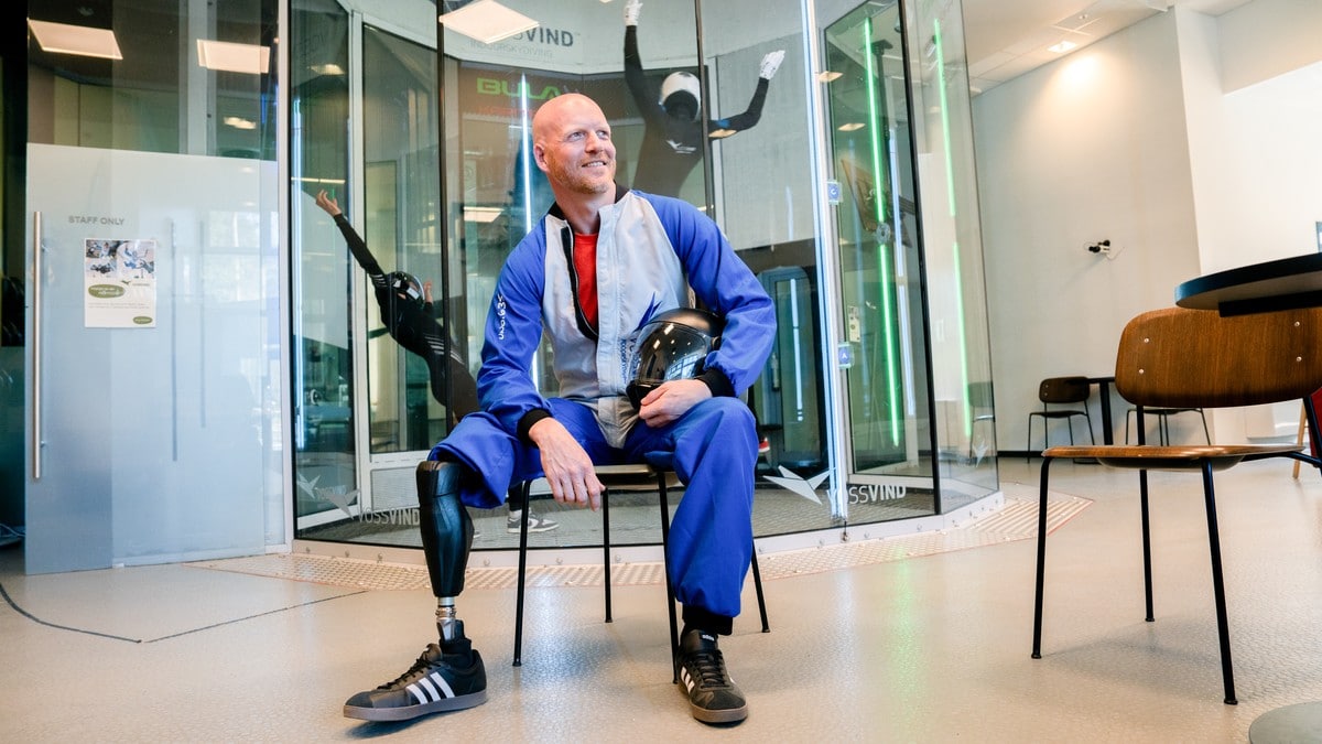 Terje (40) mista foten i motorsykkelulukke. No skriv han idrettshistorie i vindtunnelen