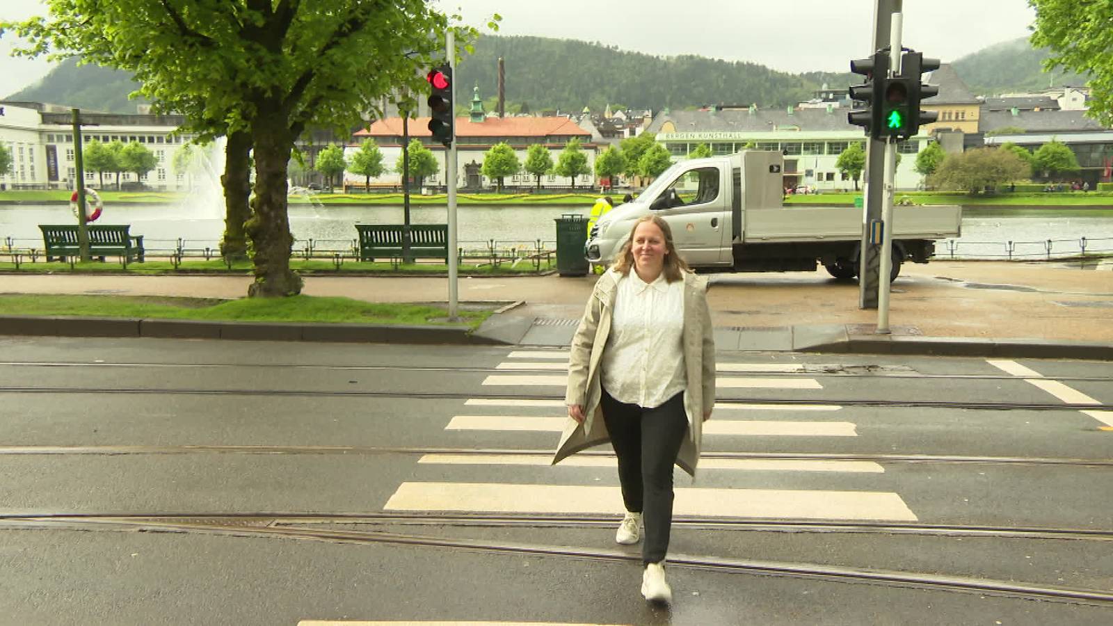 Vestland Fylke Tillét Ikkje Regnbogefarga Gangfelt I Bergen – NRK Vestland