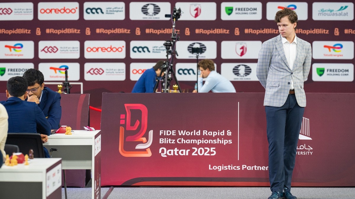 Carlsen-rivalenes oppførsel får NRK-eksperten til å reagere: – Har de egentlig spilt sjakk?