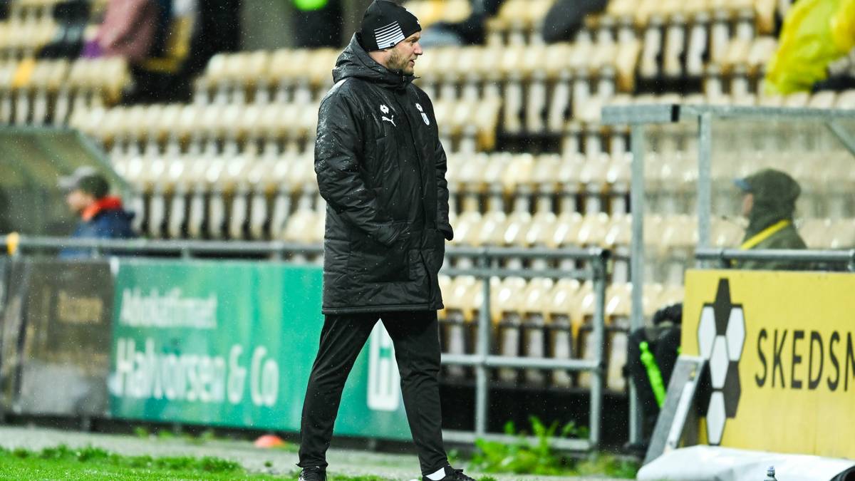 Hødd-treneren slutter etter sesongen