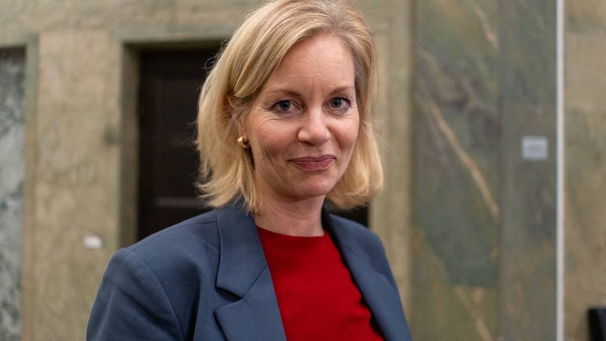 Minister kan ikke love psykologimidler til UiA