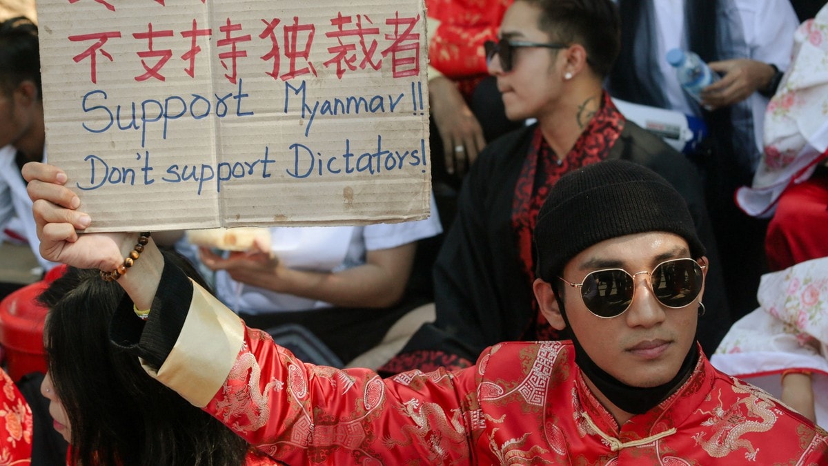 Telenor delte data med Myanmar-junta: Regjeringen kreves for svar