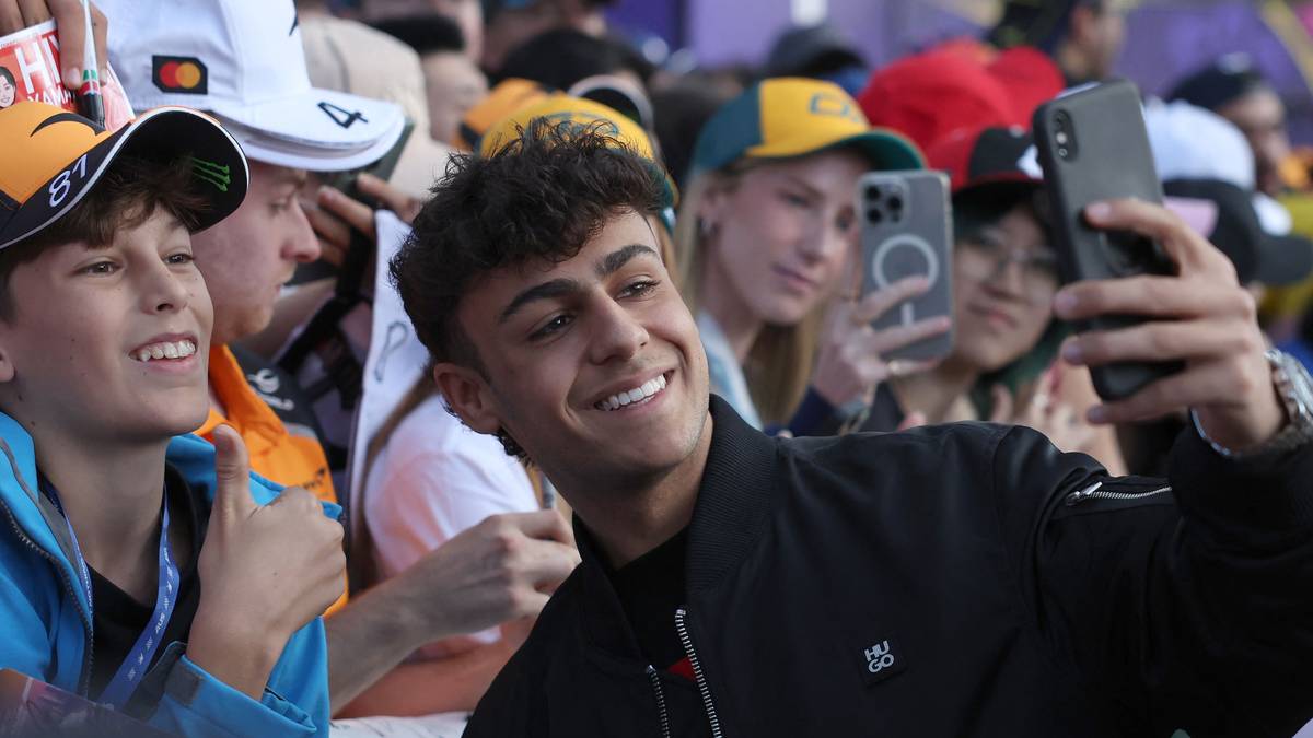 Blir samanlikna med legende: Arvid (18) tar Formel 1 med storm