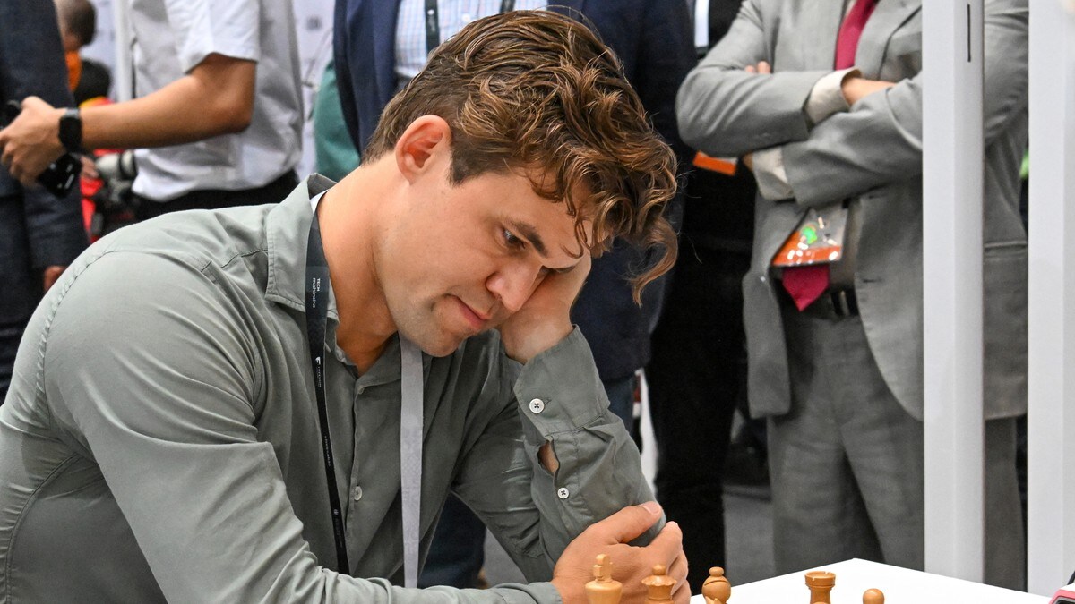 Magnus Carlsen til storfinale i Champions Chess-turnering etter drama mot Nakamura