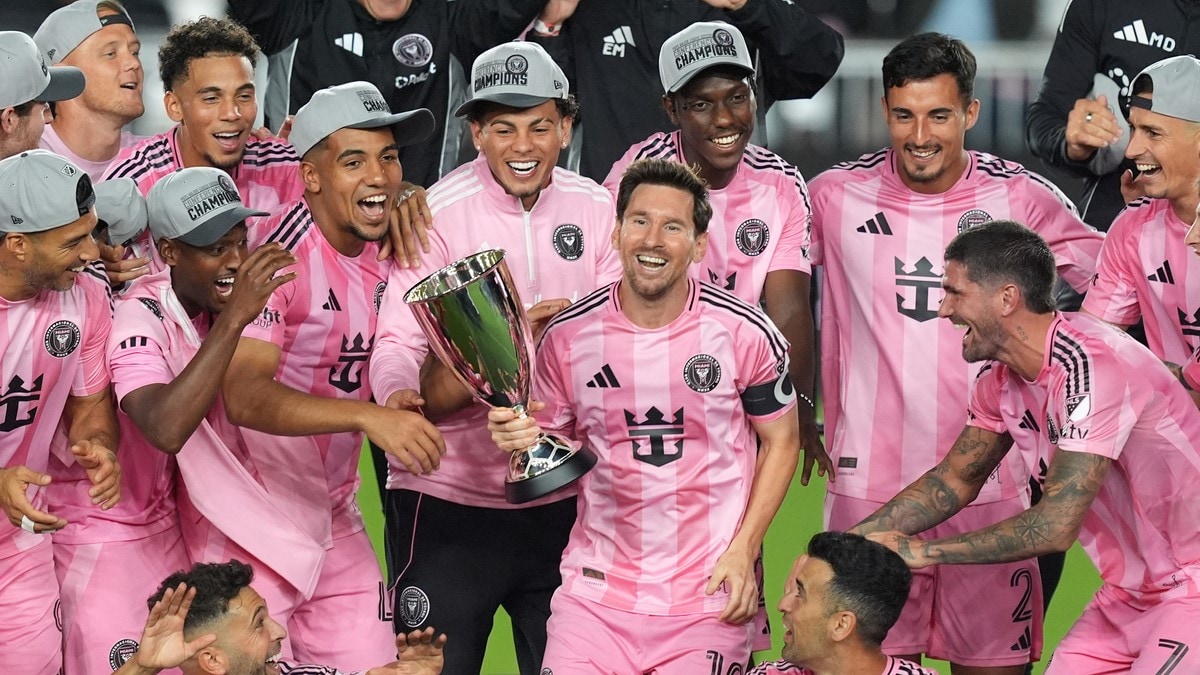 Messi-jubel i natt: Her feirer han med pokalen