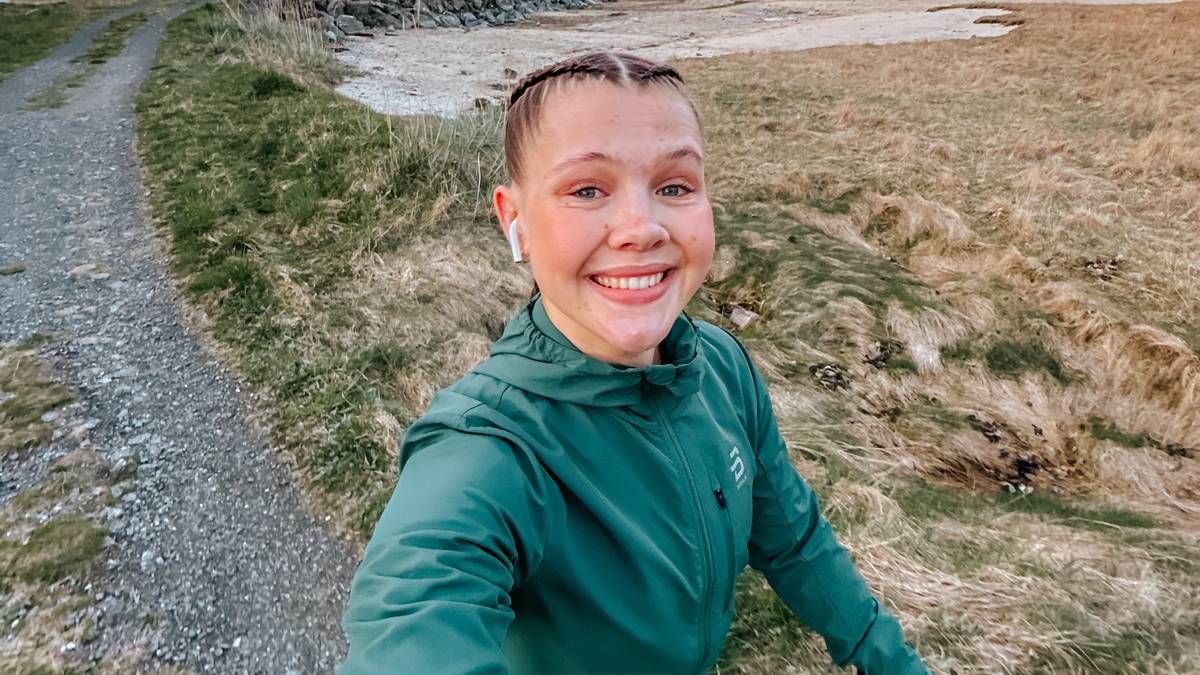Agnes (23) inspirerer andre med å gå – satser på en million skritt