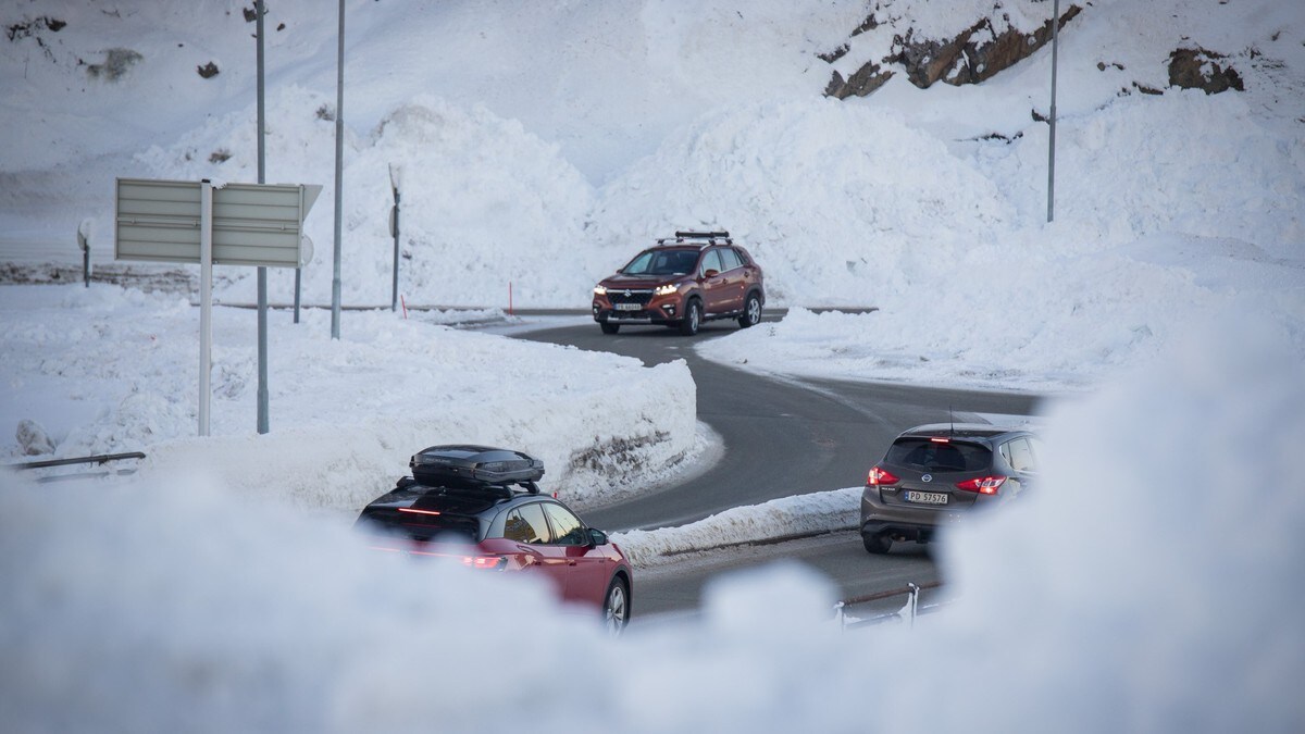 Været snur både i sør og nord – snørike kommuner forbereder seg