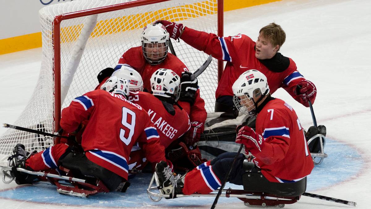 Norges kjelkehockeylag tok et langt steg mot Paralympics – full pott etter tre kamper