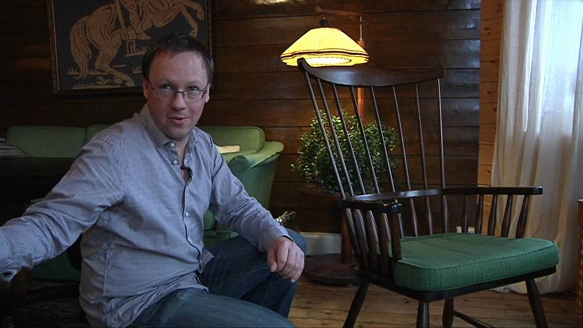 Samlet norske møbler i designbok – NRK Østfold – Lokale nyheter, TV og radio