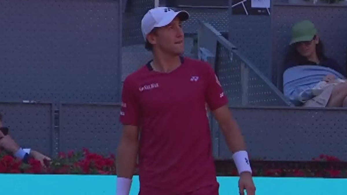 Ruud-kamp stansa av tribunebråk: – Kva i huleste er det som skjer?!