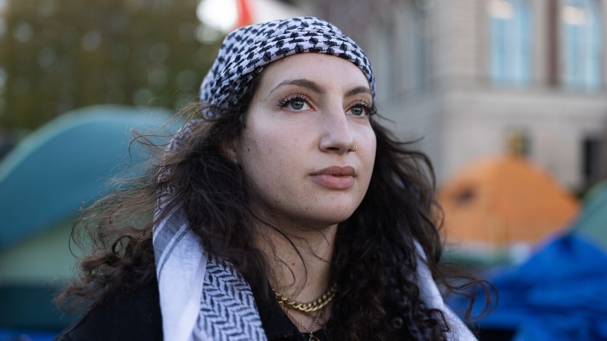 100 Palestina-demonstrantar pågripne ved universitet i Boston