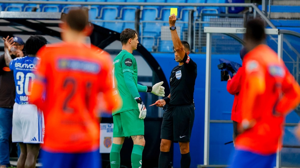 Aalesund sjokkerte Molde på bortebane – keeper slapp rødt kort etter VAR-sjekk