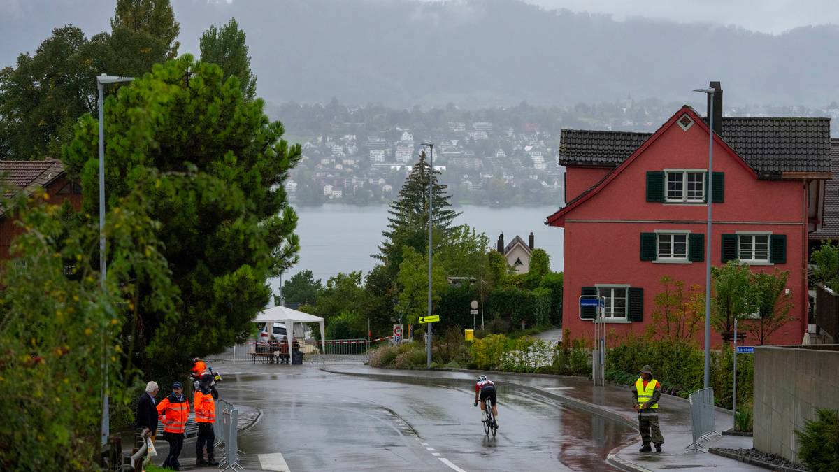 Sykkelverden i sorg: 18-åring døde etter krasj i sykkel-VM